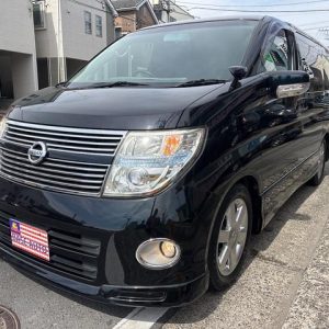 Nissan Elgrand E51 3.5 V6 Petrol Automatic