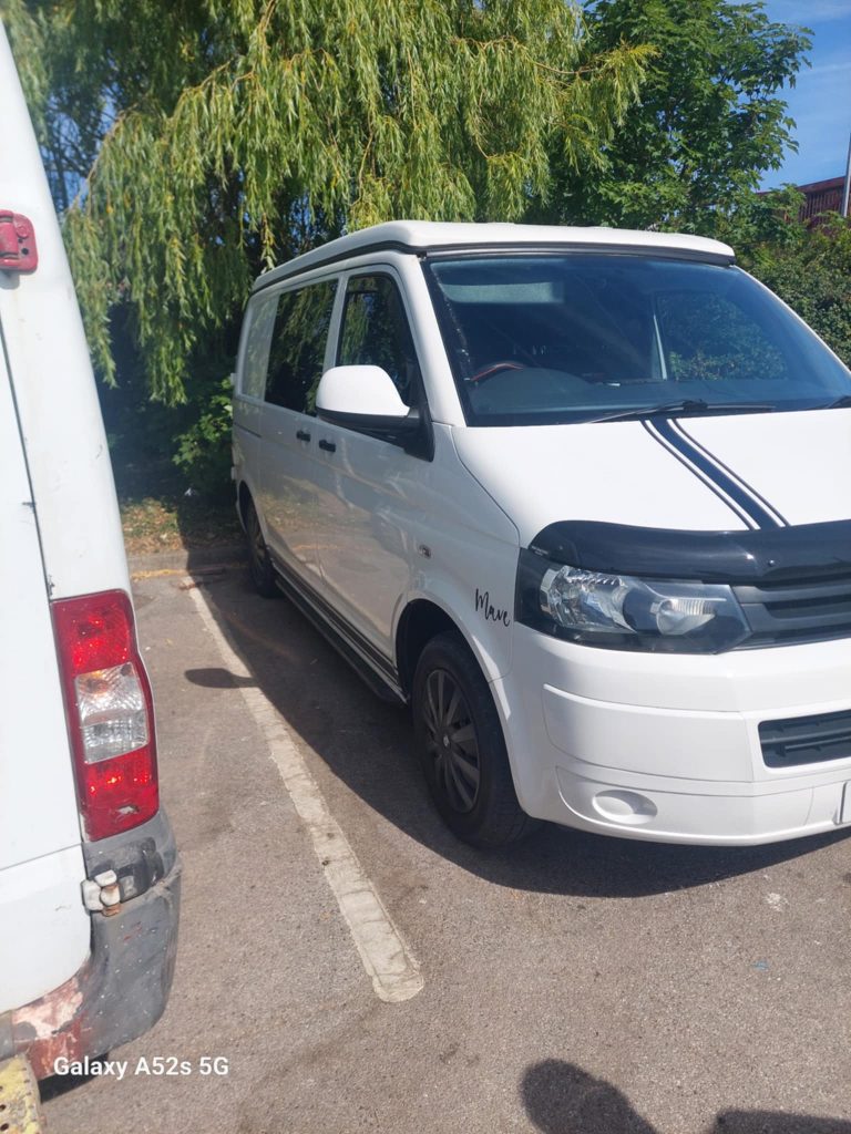 VW Transporter roof rust repair