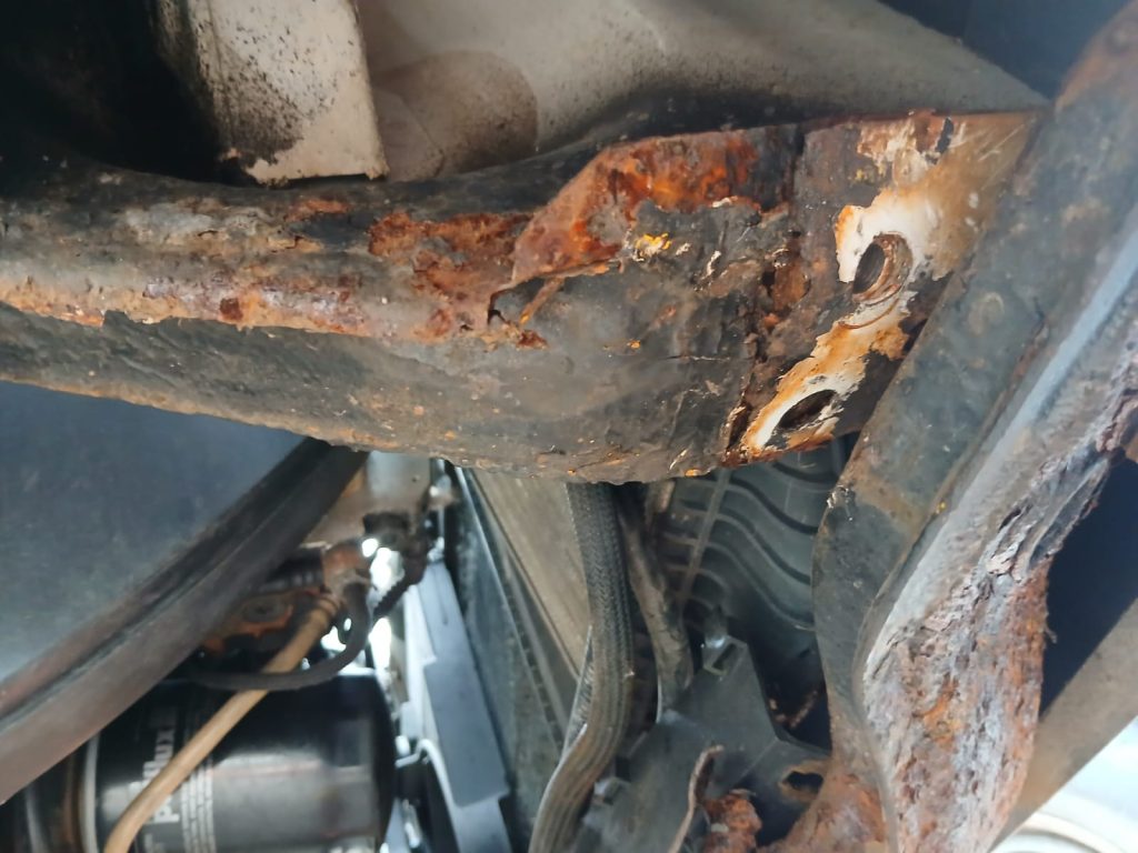 Fiat Ducato motorhome repairs Rust on the Front Cross