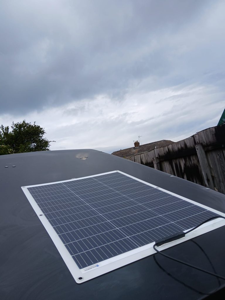 Nissan Elgrand Solar Panel Installation
