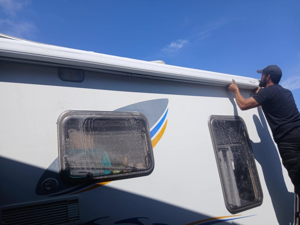 Professional fibreglass repairs