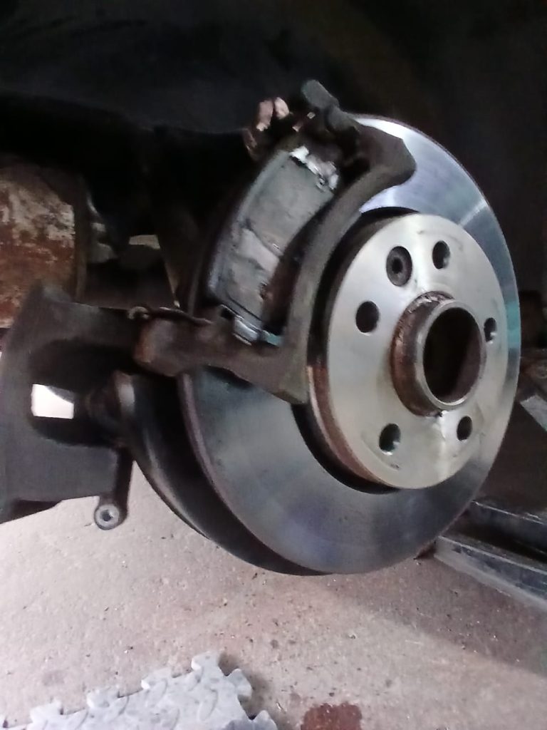 VW T6 brakes